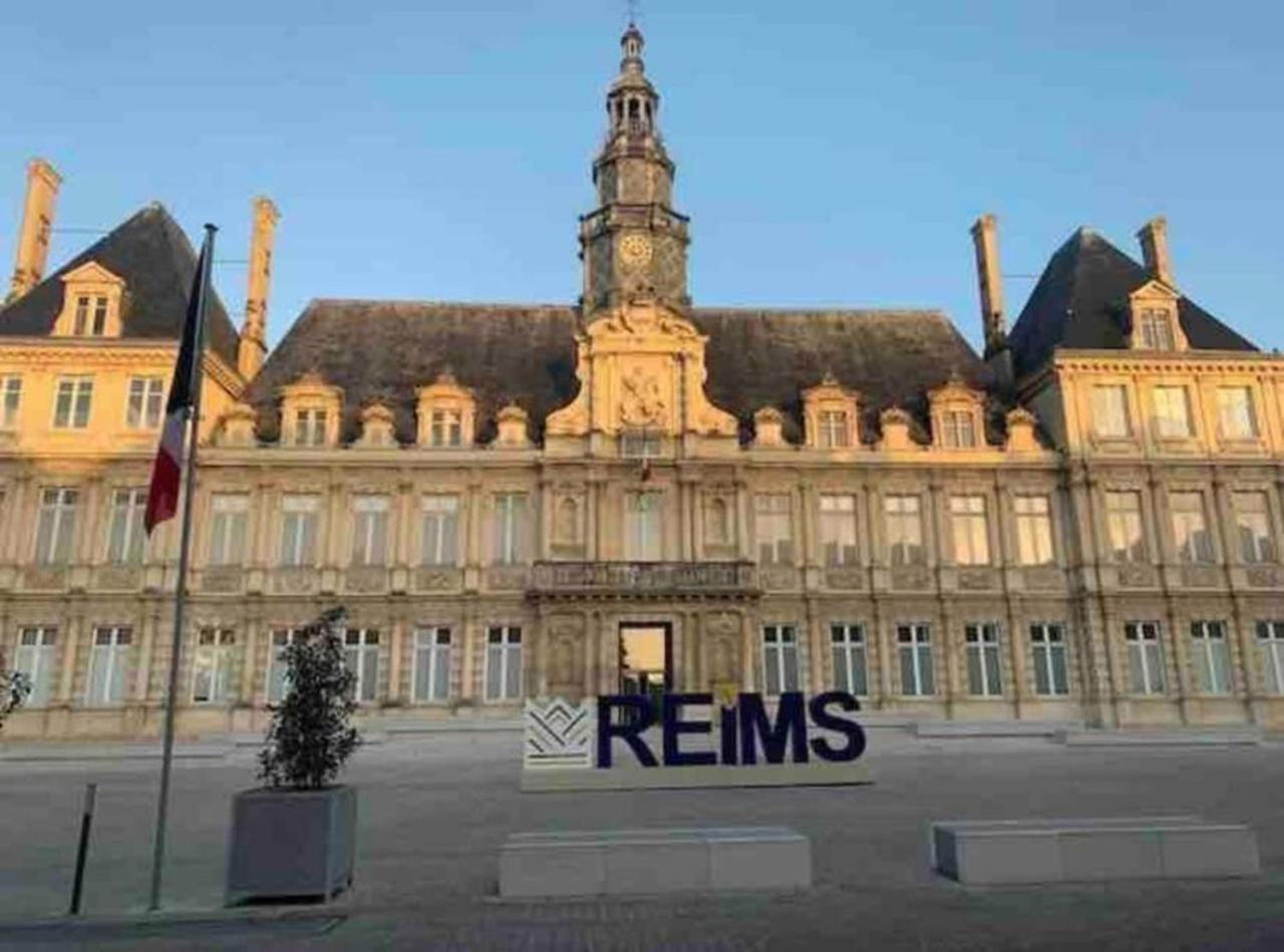 Reims Centre-Ville - 2 Chambres - 6 Personnes Au 1 Er Etage Реймс Экстерьер фото